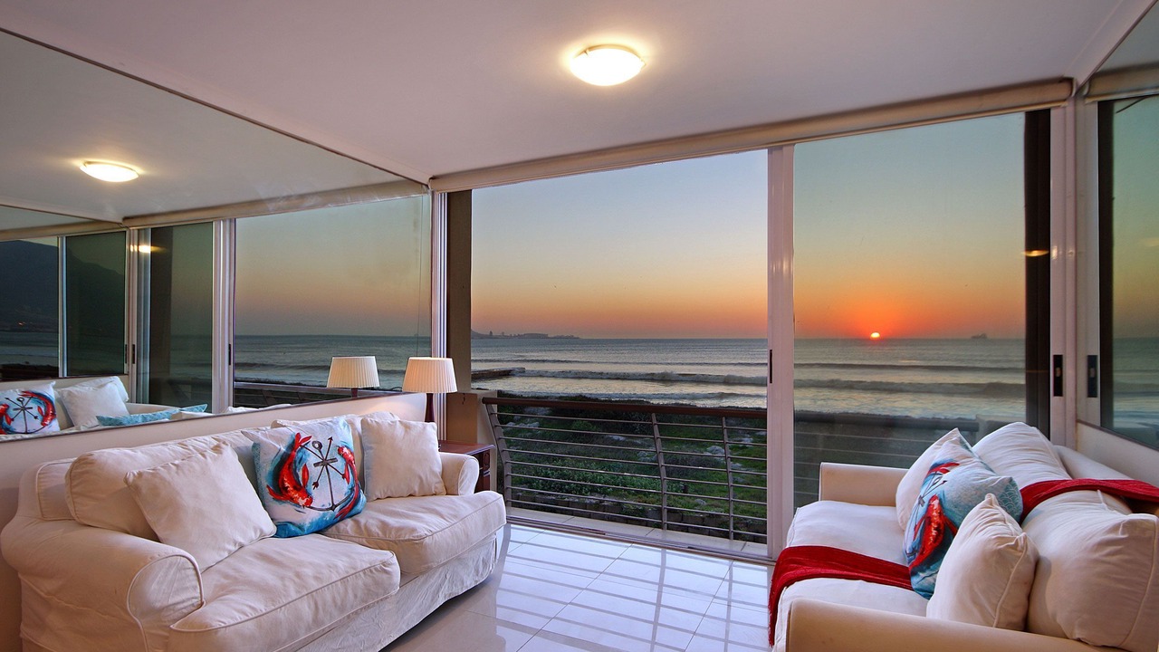 Photo of Livingroom in Lagoon Beach