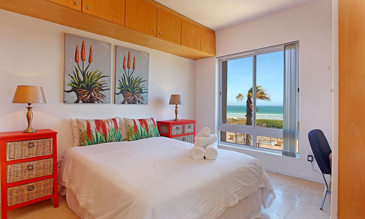 Photo of Bedroom in Lagoon Beach