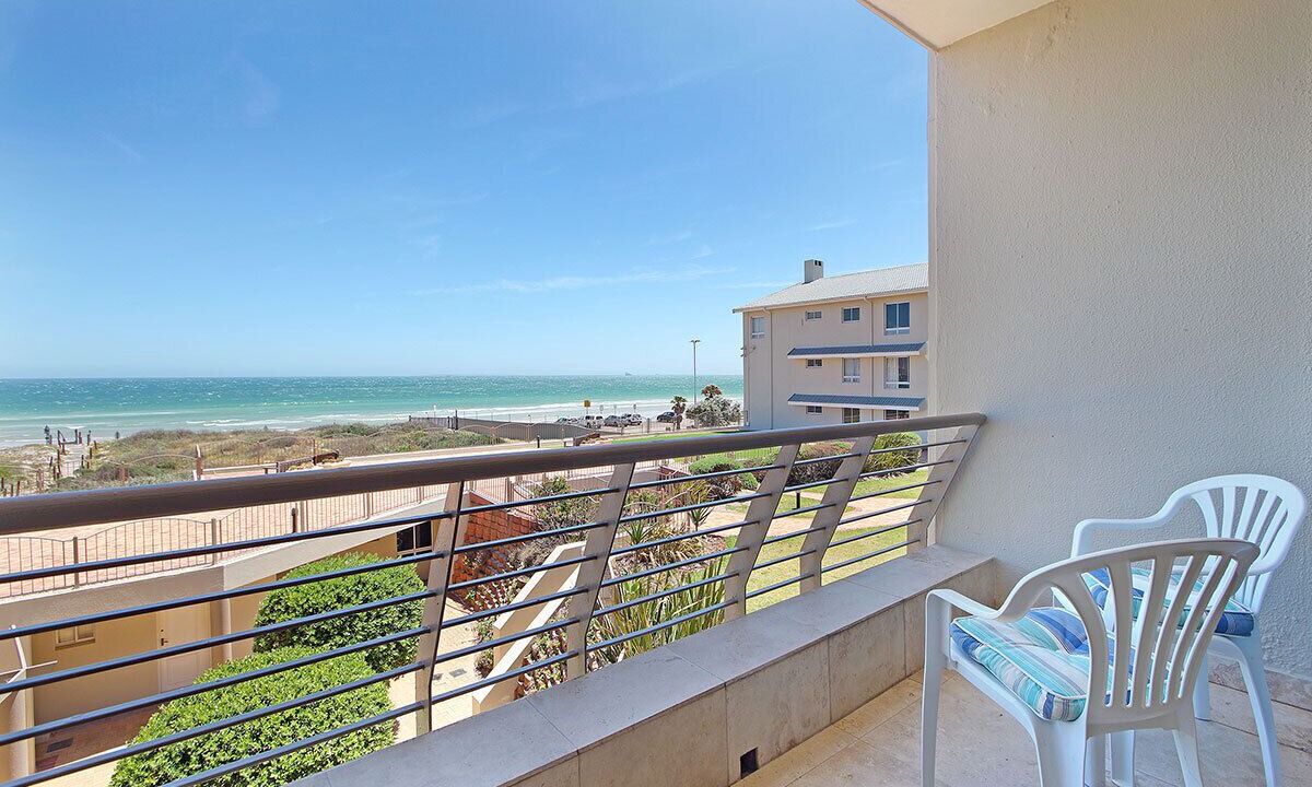 Photo of Outdoor in Lagoon Beach