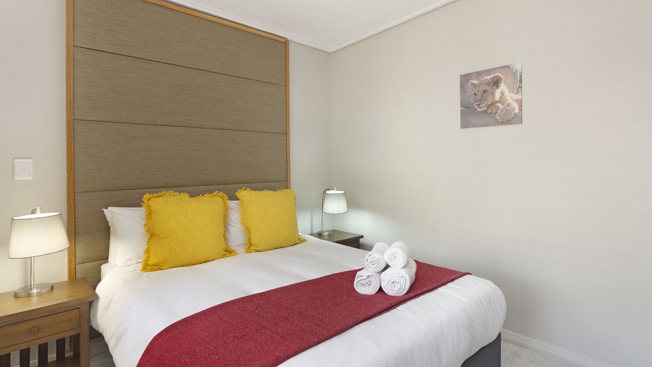 Photo of Bedroom in Lagoon Beach