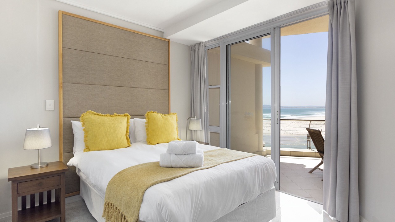 Photo of Bedroom in Lagoon Beach