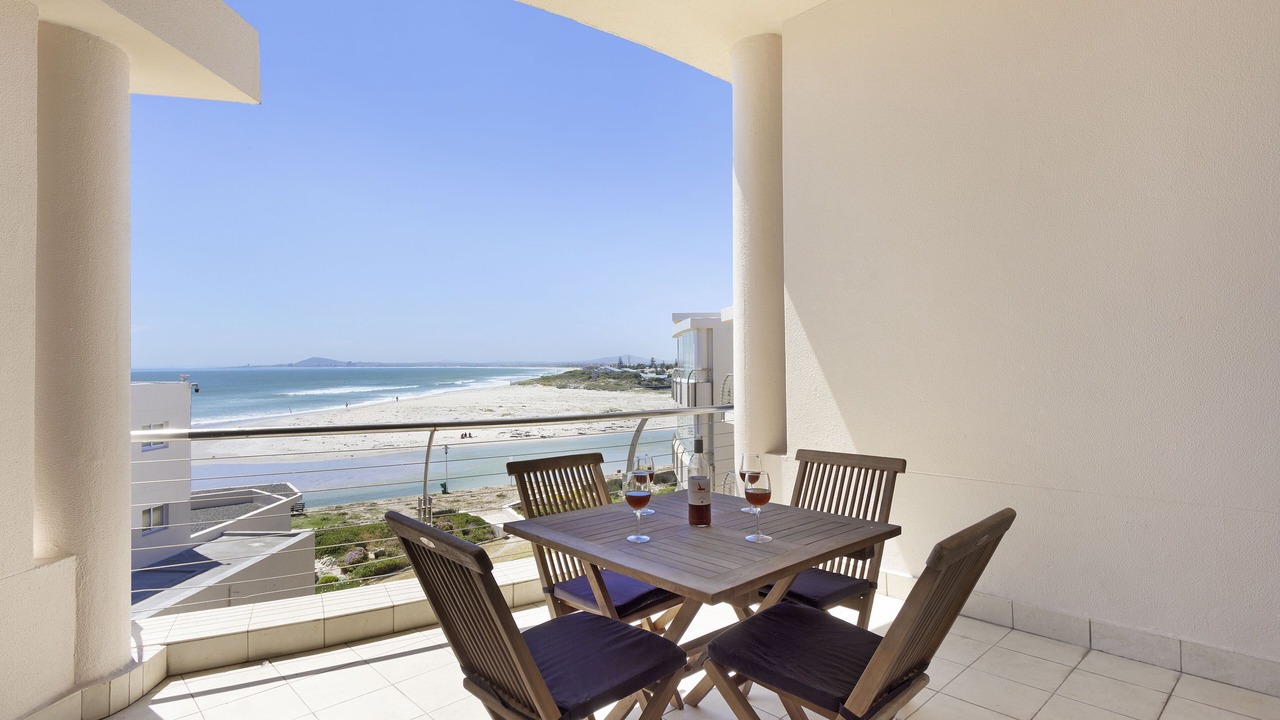 Photo of Outdoor in Lagoon Beach