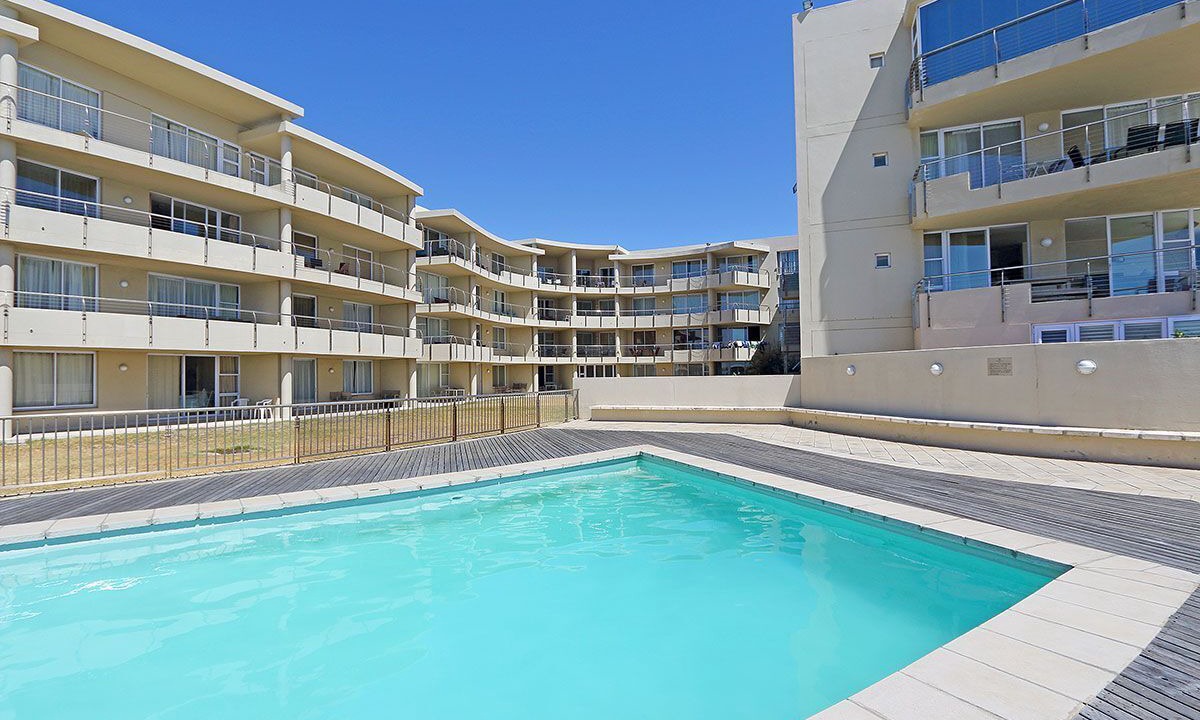 Photo of Outdoor in Lagoon Beach