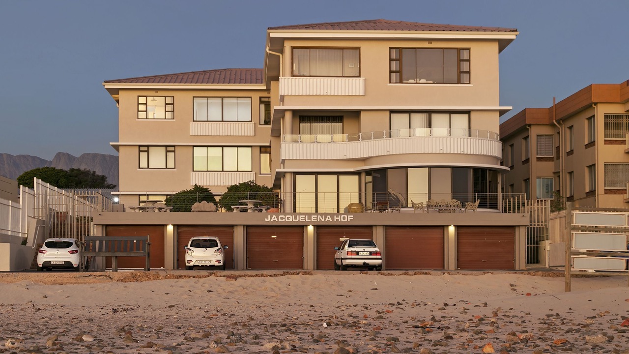 Photo of Outdoor in Strand