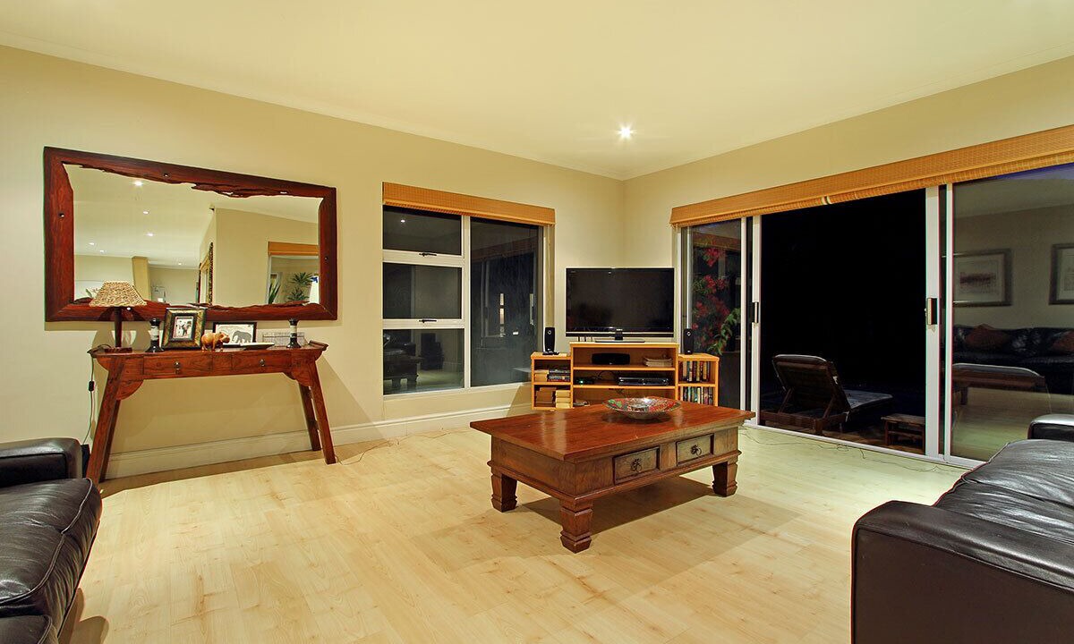 Photo of Livingroom in West Beach