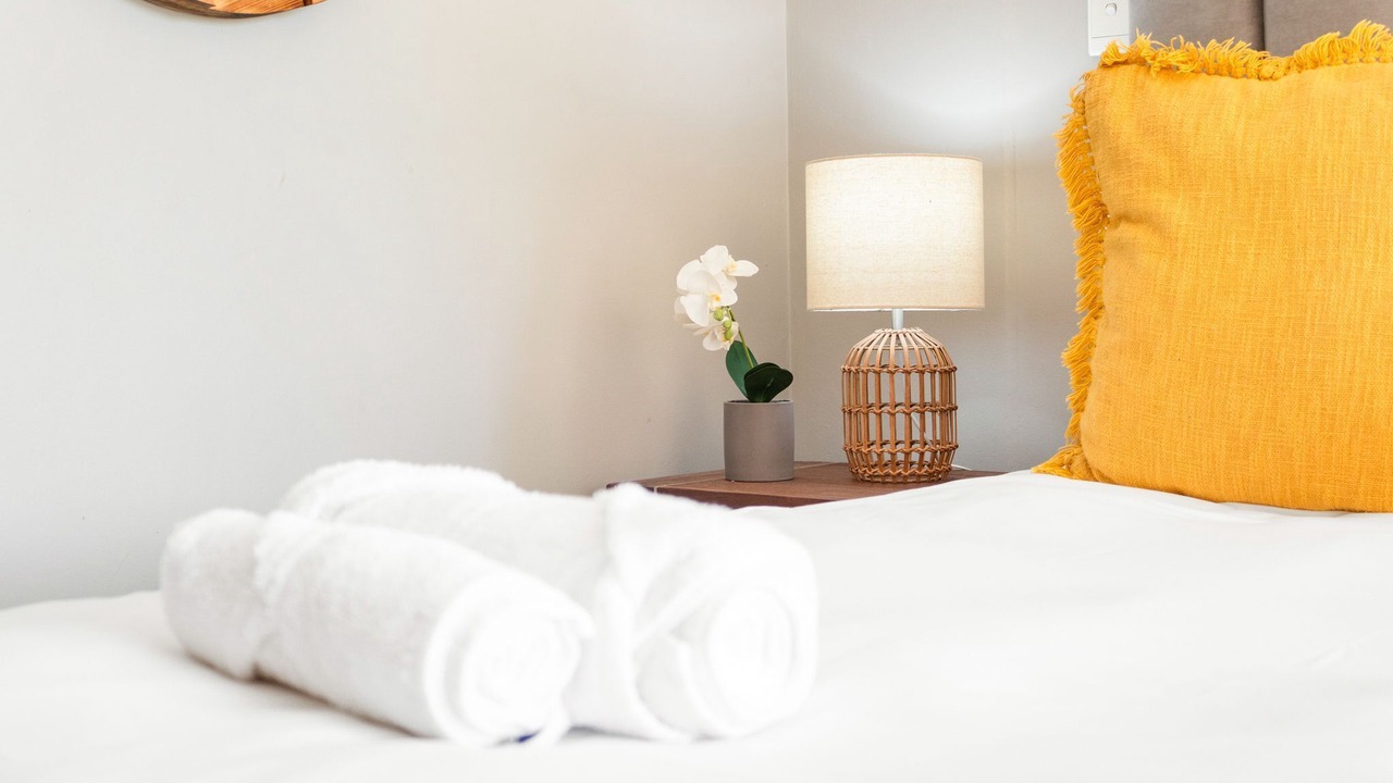 Photo of Bedroom in Lagoon Beach