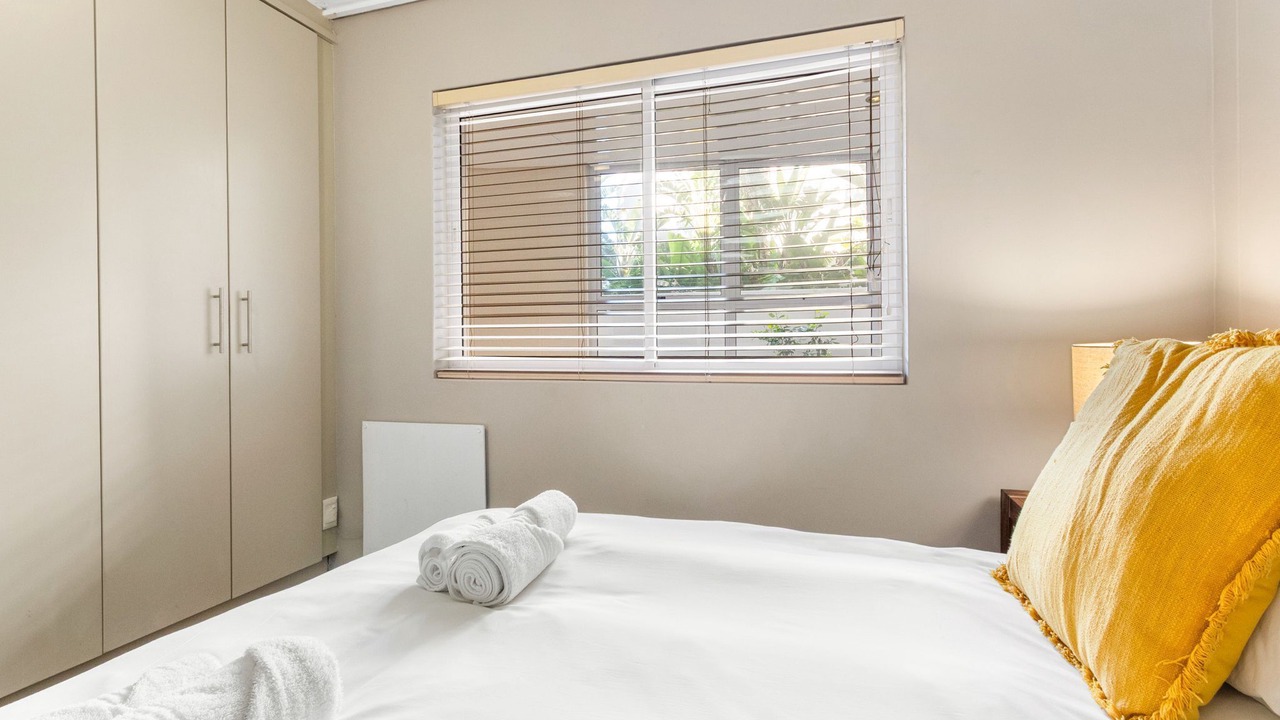 Photo of Bedroom in Lagoon Beach