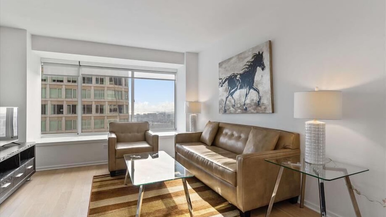 Photo of Bedroom in Downtown San Francisco