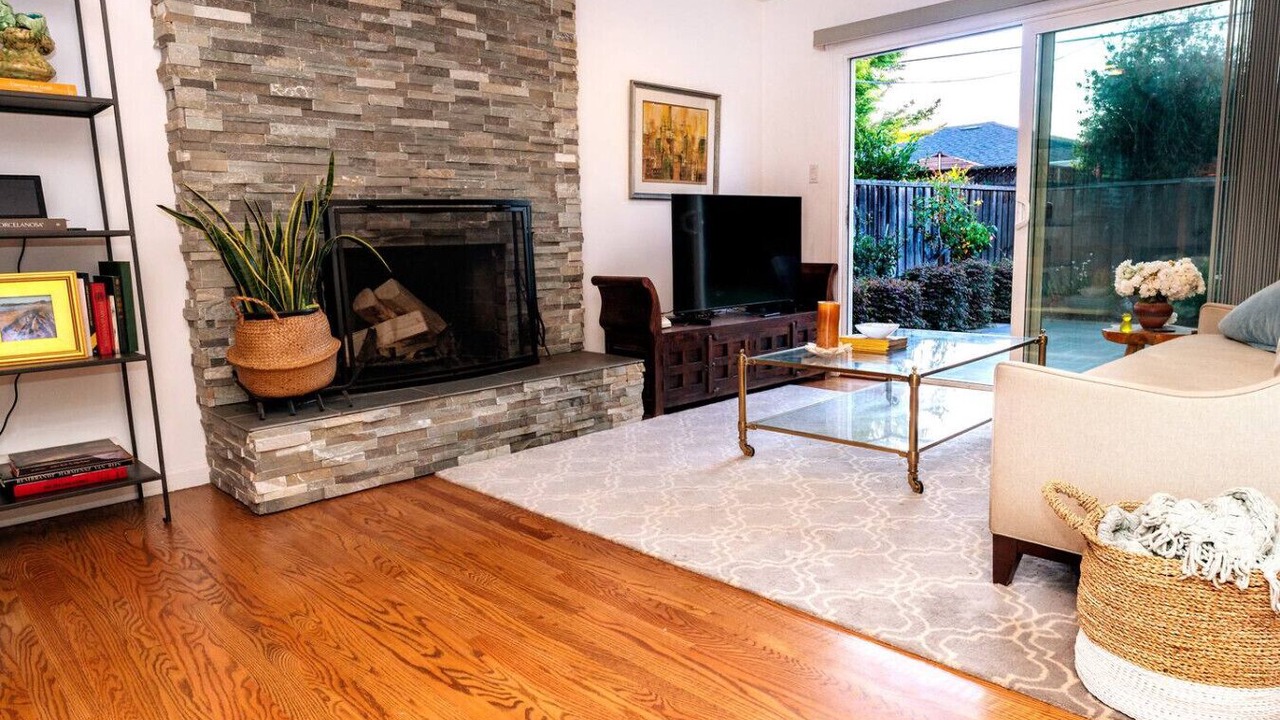 Photo of Livingroom in Willow Glen South - Lincoln Glen