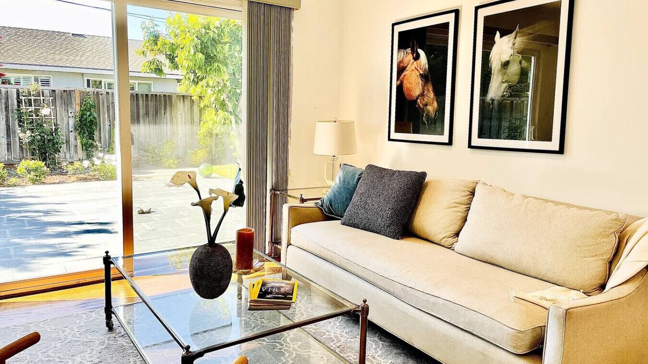 Photo of Livingroom in Willow Glen South - Lincoln Glen
