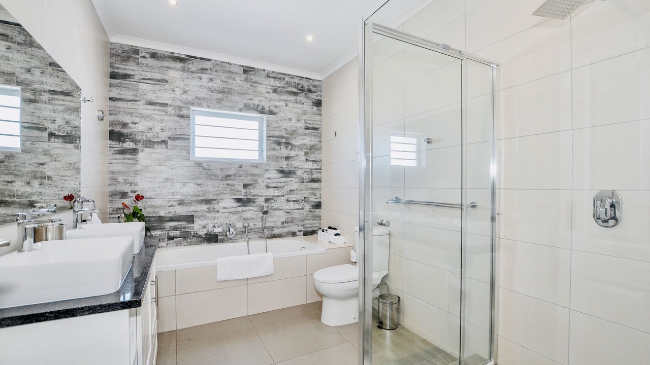 Photo of Bathroom in Yzerfontein