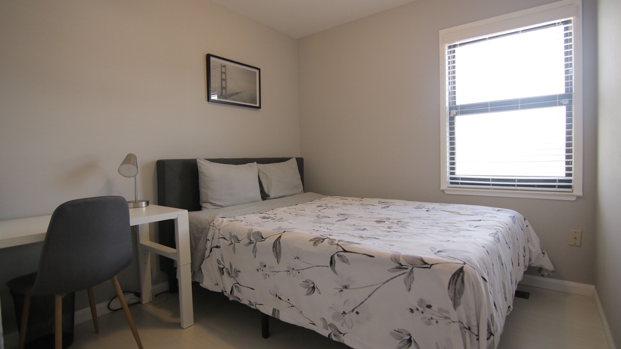 Photo of Bedroom in Millbrae
