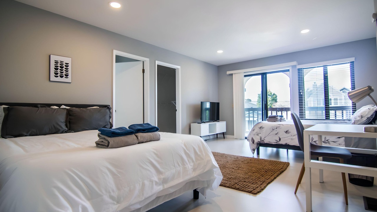 Photo of Bedroom in Millbrae