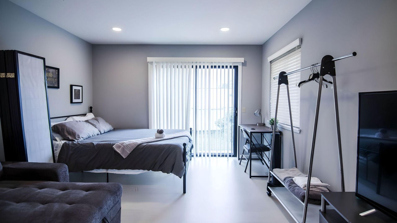 Photo of Bedroom in Millbrae