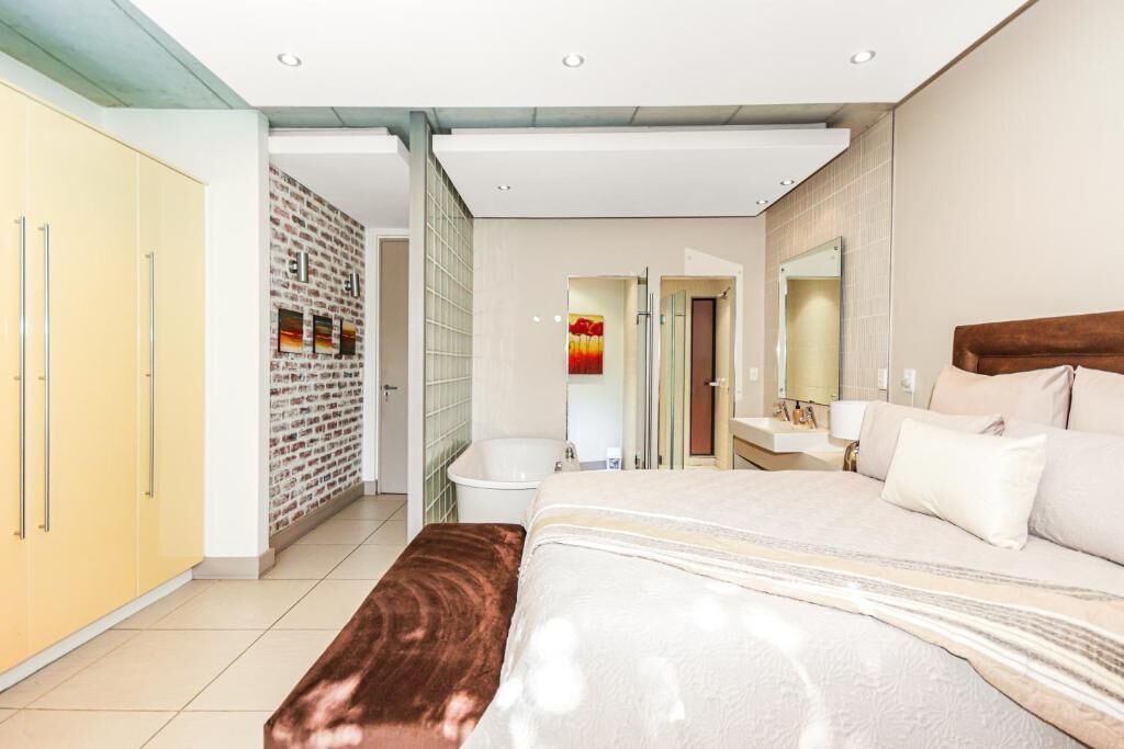 Photo of Bedroom in Greater Johannesburg Metropolitan Area