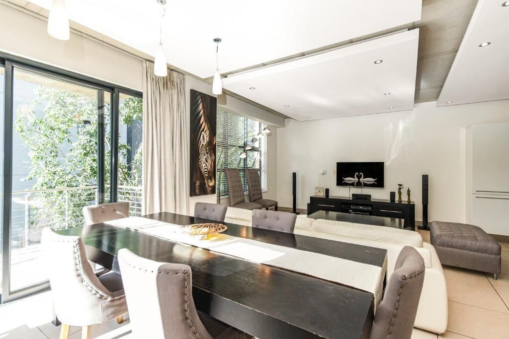 Photo of Livingroom in Greater Johannesburg Metropolitan Area