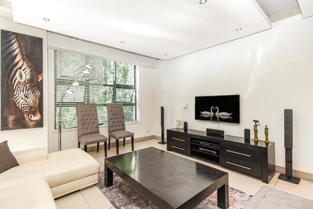 Photo of Livingroom in Greater Johannesburg Metropolitan Area