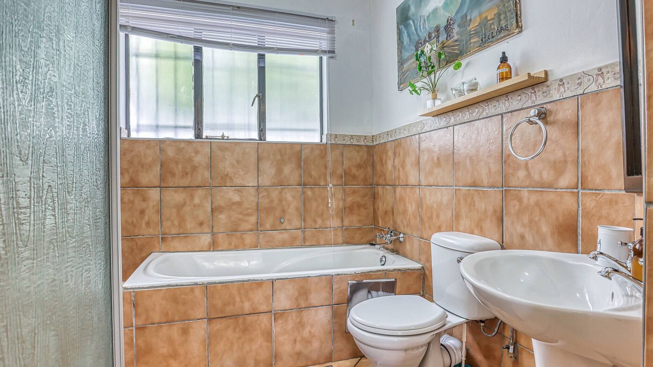 Photo of Bathroom in The Reeds