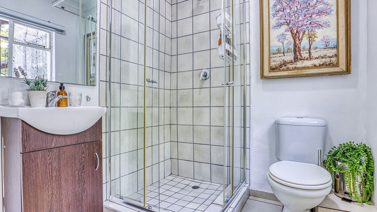 Photo of Bathroom in The Reeds