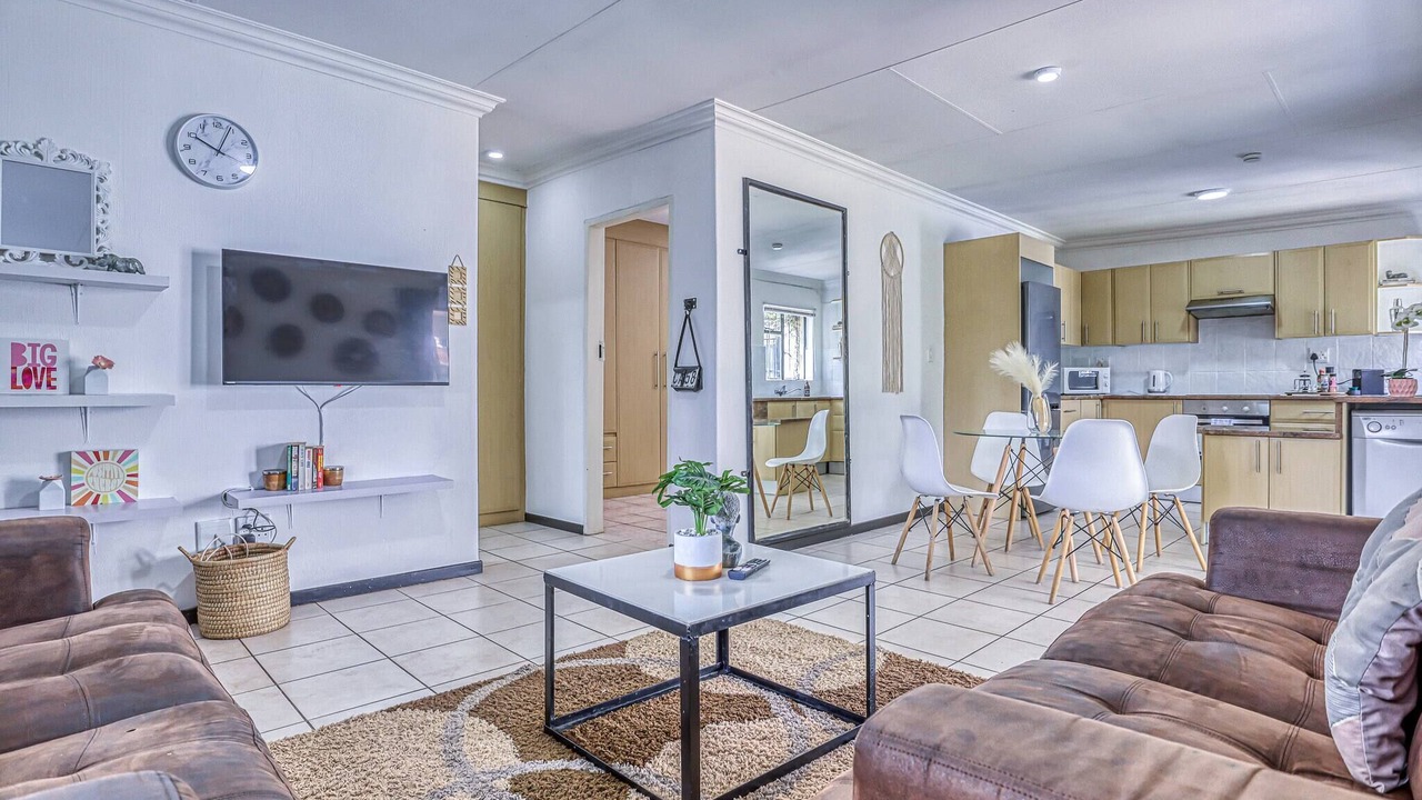 Photo of Livingroom in The Reeds