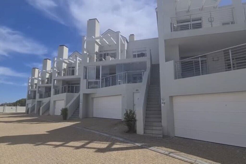 Photo of Outdoor in Bloubergstrand