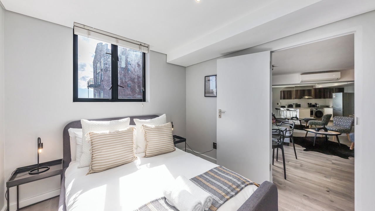 Photo of Bedroom in Cape Town City Centre