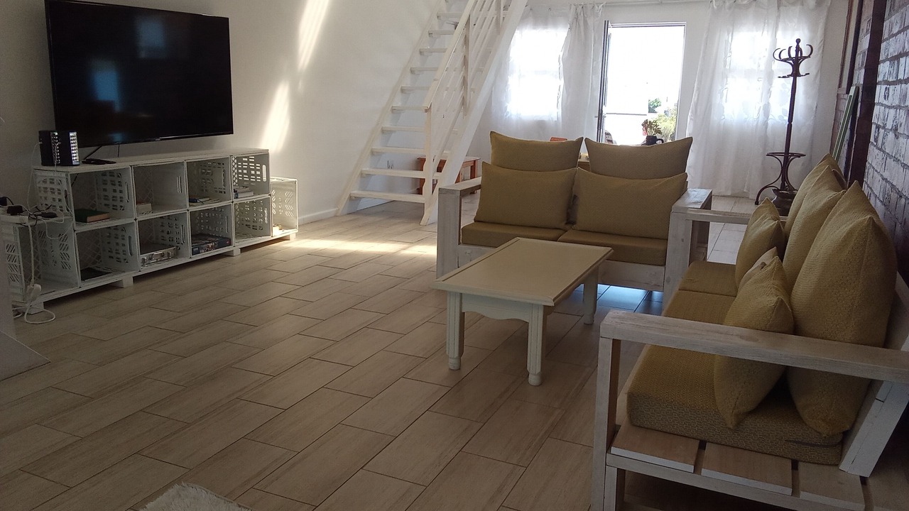 Photo of Livingroom in Grotto Bay