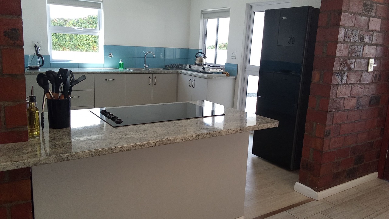 Photo of Kitchen in Grotto Bay