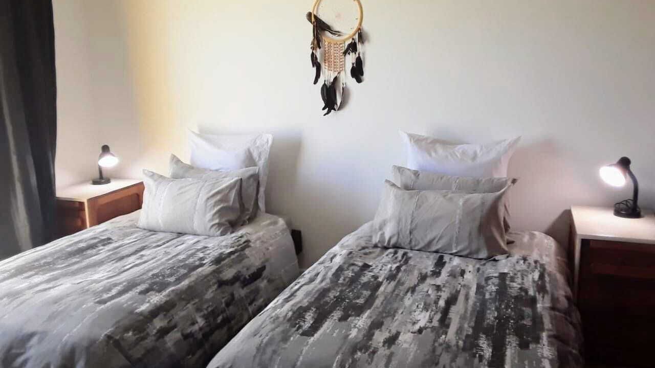 Photo of Bedroom in Grotto Bay