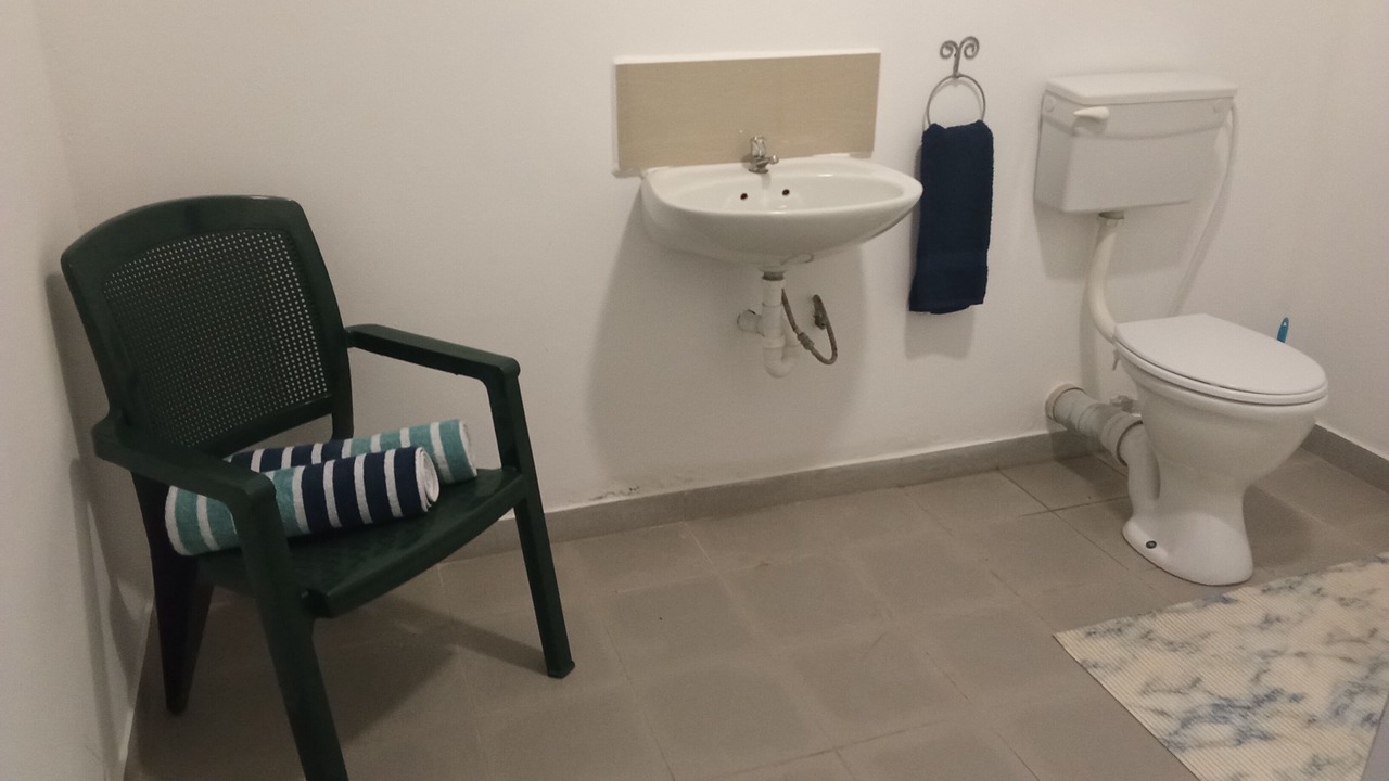 Photo of Bathroom in Grotto Bay