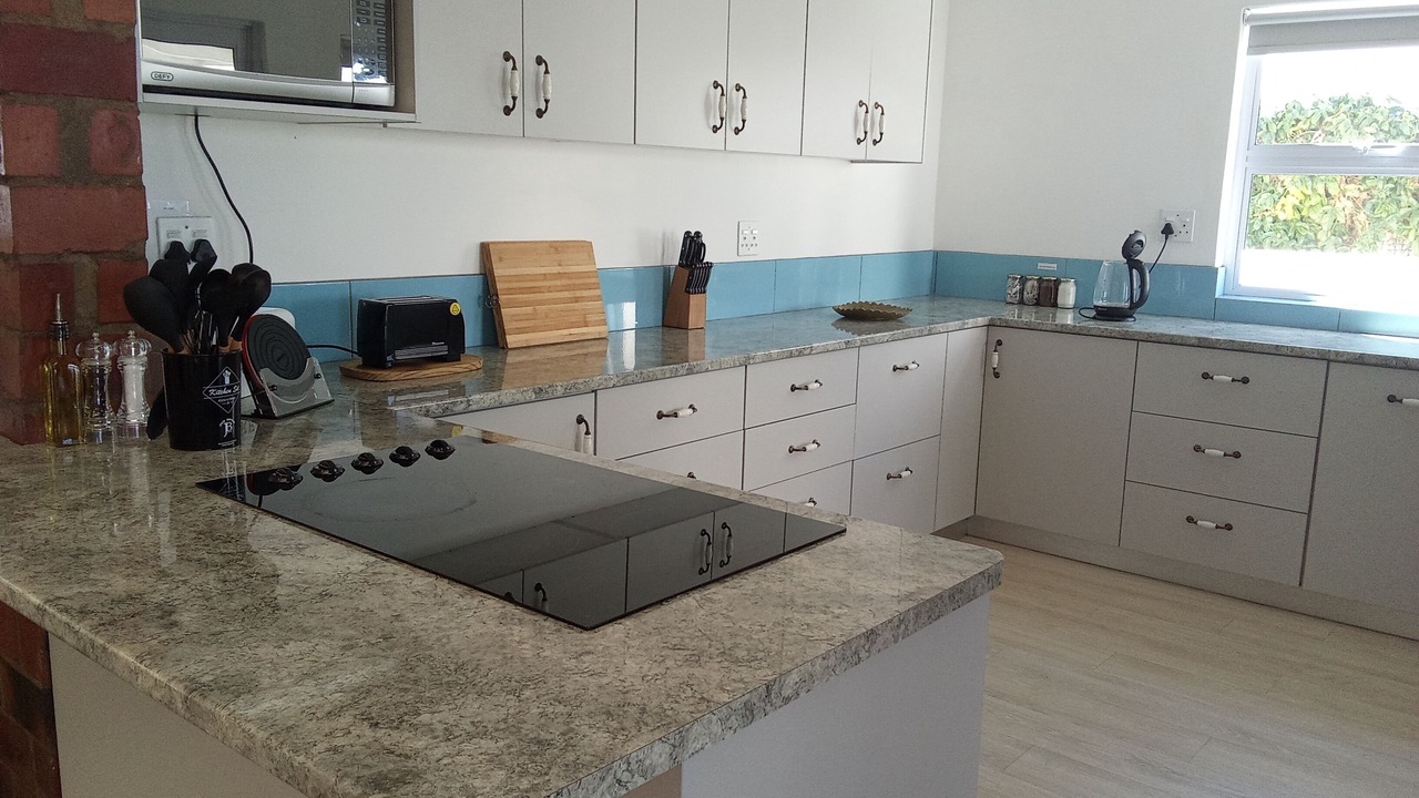 Photo of Kitchen in Grotto Bay