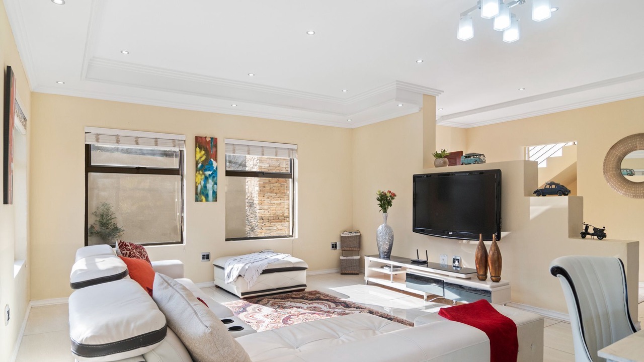 Photo of Livingroom in Westbrook