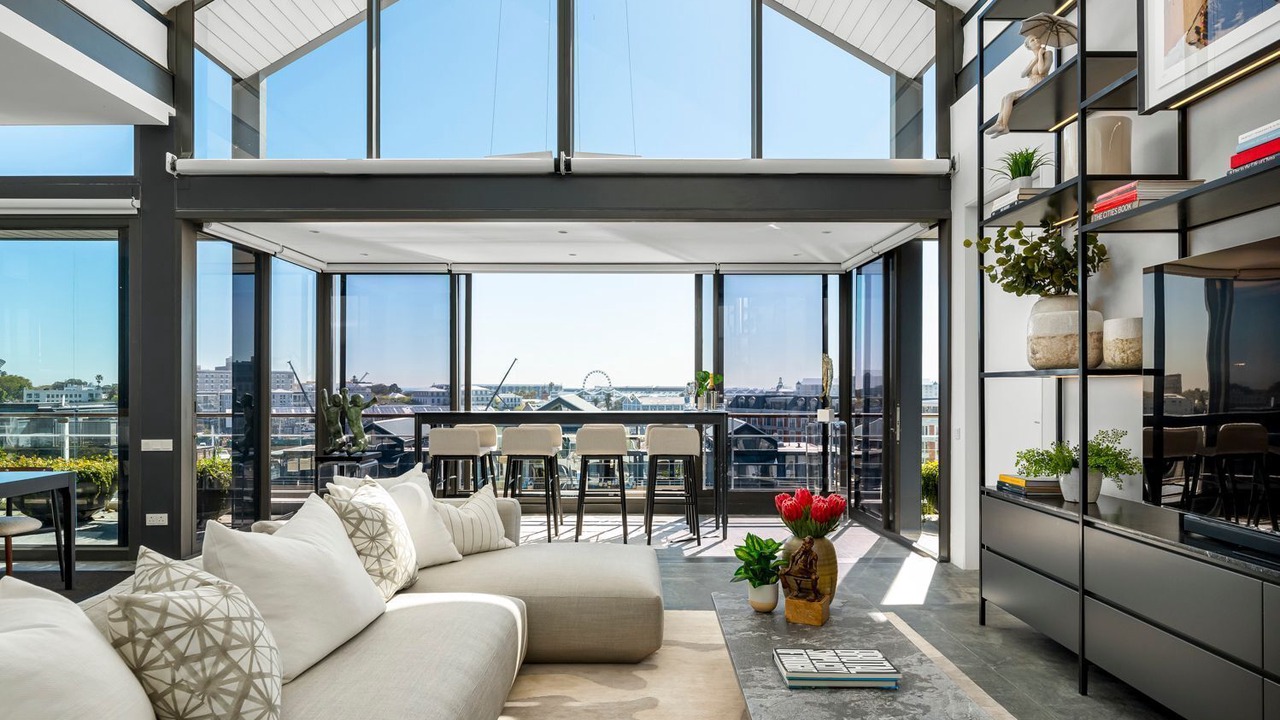 Photo of Livingroom in Victoria and Alfred Waterfront