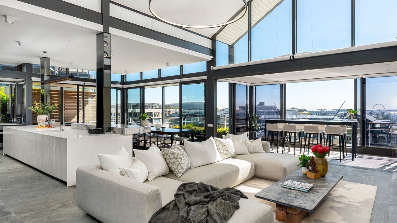 Photo of Livingroom in Victoria and Alfred Waterfront