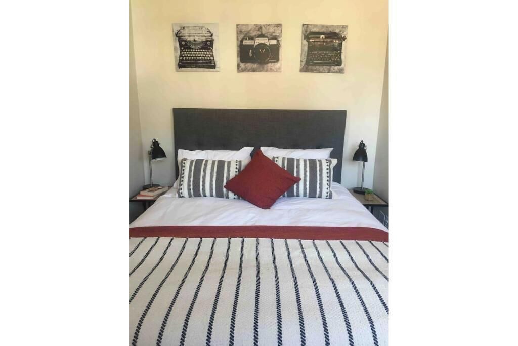 Photo of Bedroom in Downtown Johannesburg