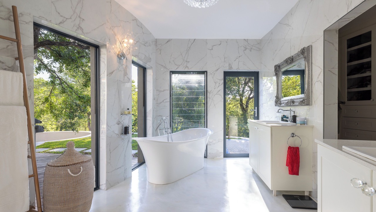 Photo of Bathroom in Hoedspruit