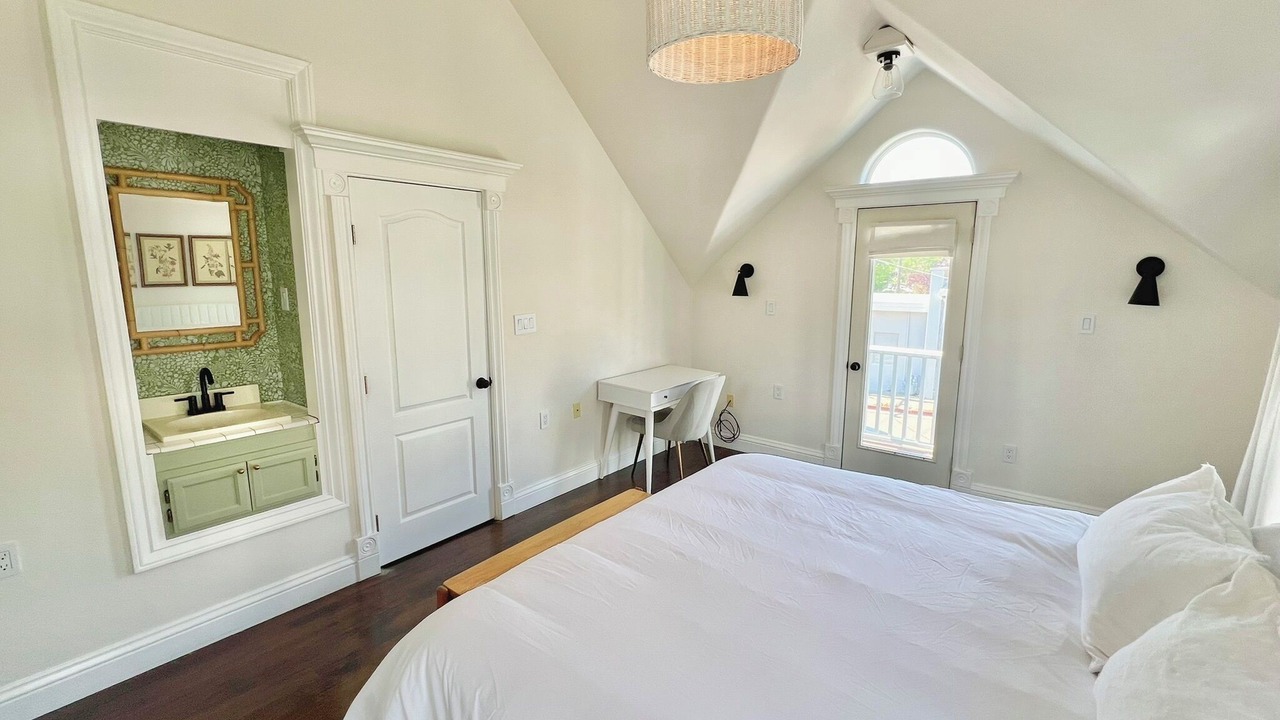 Photo of Bedroom in Freestone