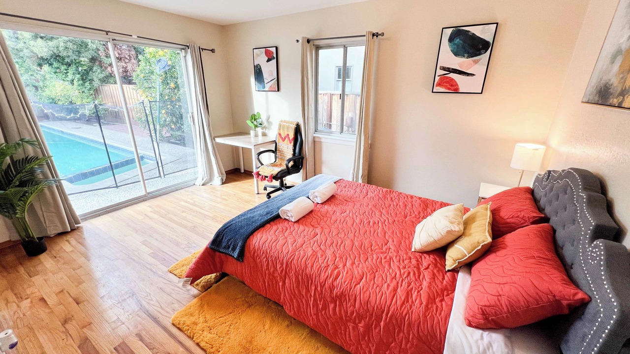 Photo of Bedroom in Los Gatos