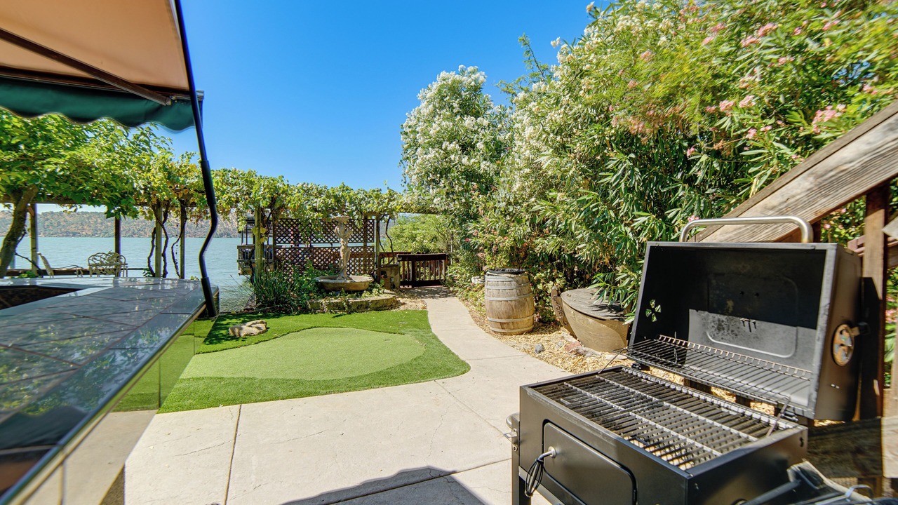 Photo of Patio Balcony in Wilbur Springs