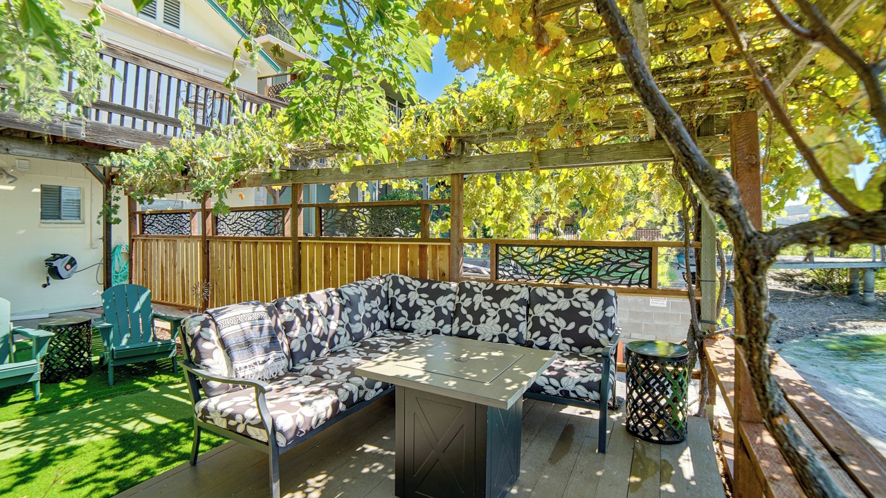 Photo of Patio Balcony in Wilbur Springs