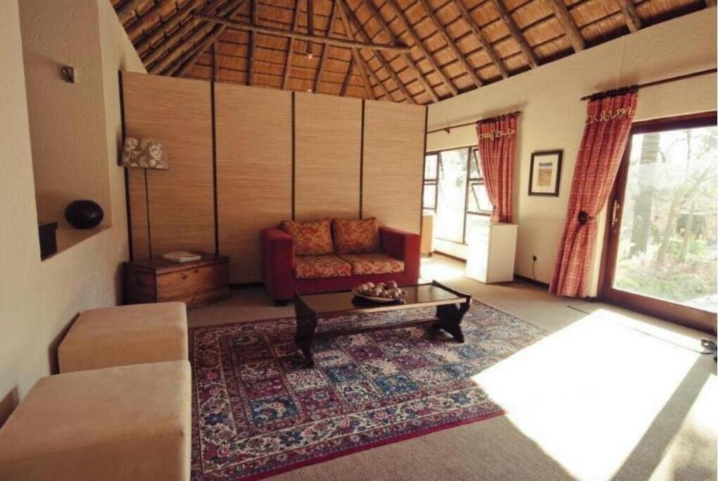 Photo of Livingroom in Greater Johannesburg Metropolitan Area