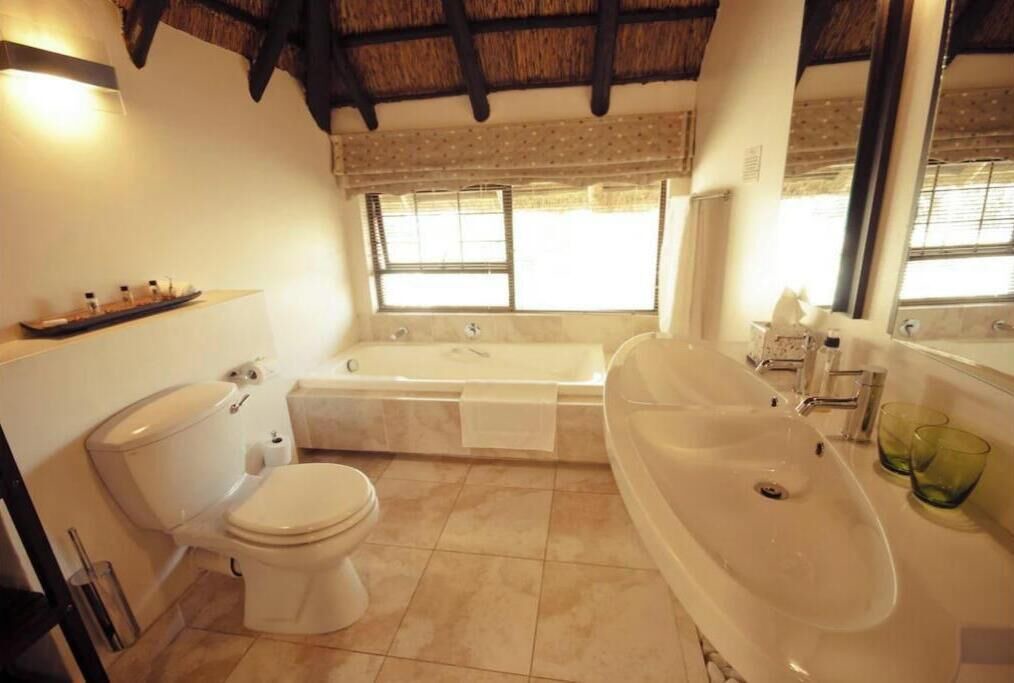 Photo of Bathroom in Greater Johannesburg Metropolitan Area