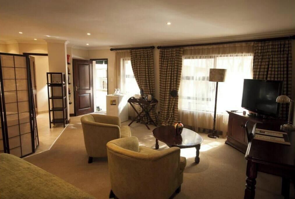 Photo of Livingroom in Greater Johannesburg Metropolitan Area