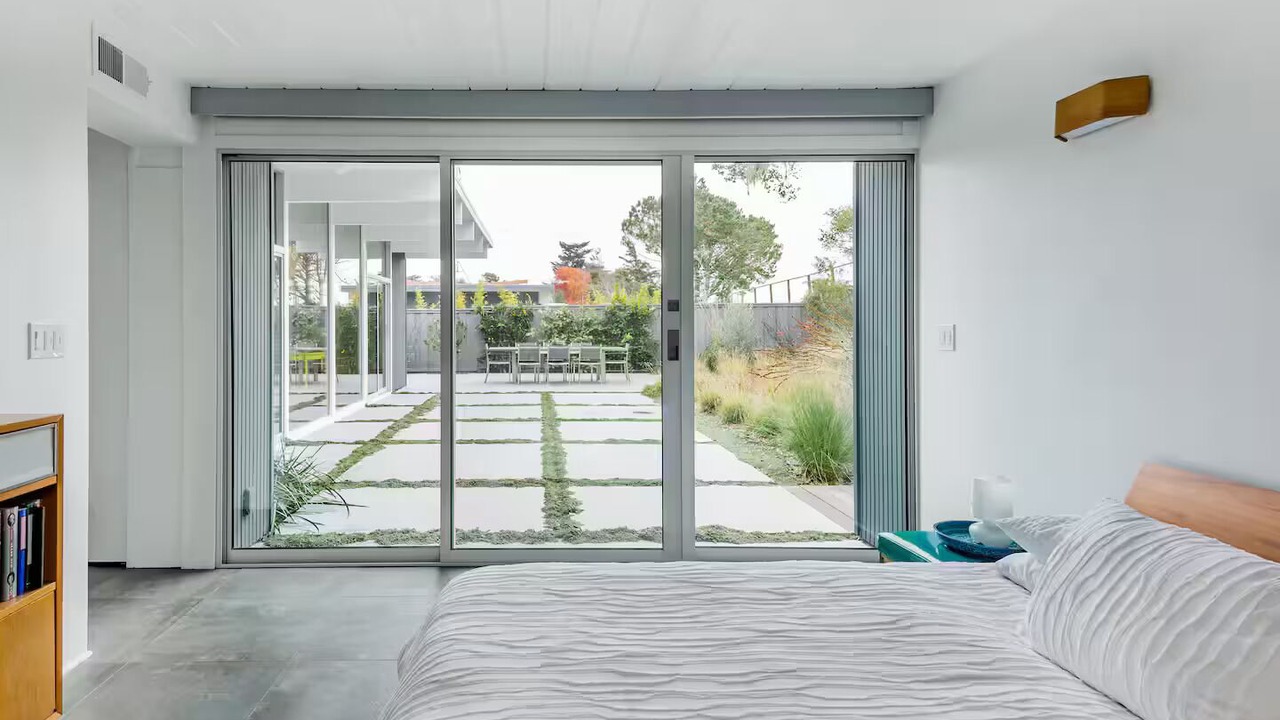 Photo of Bedroom in Highlands-Baywood Park