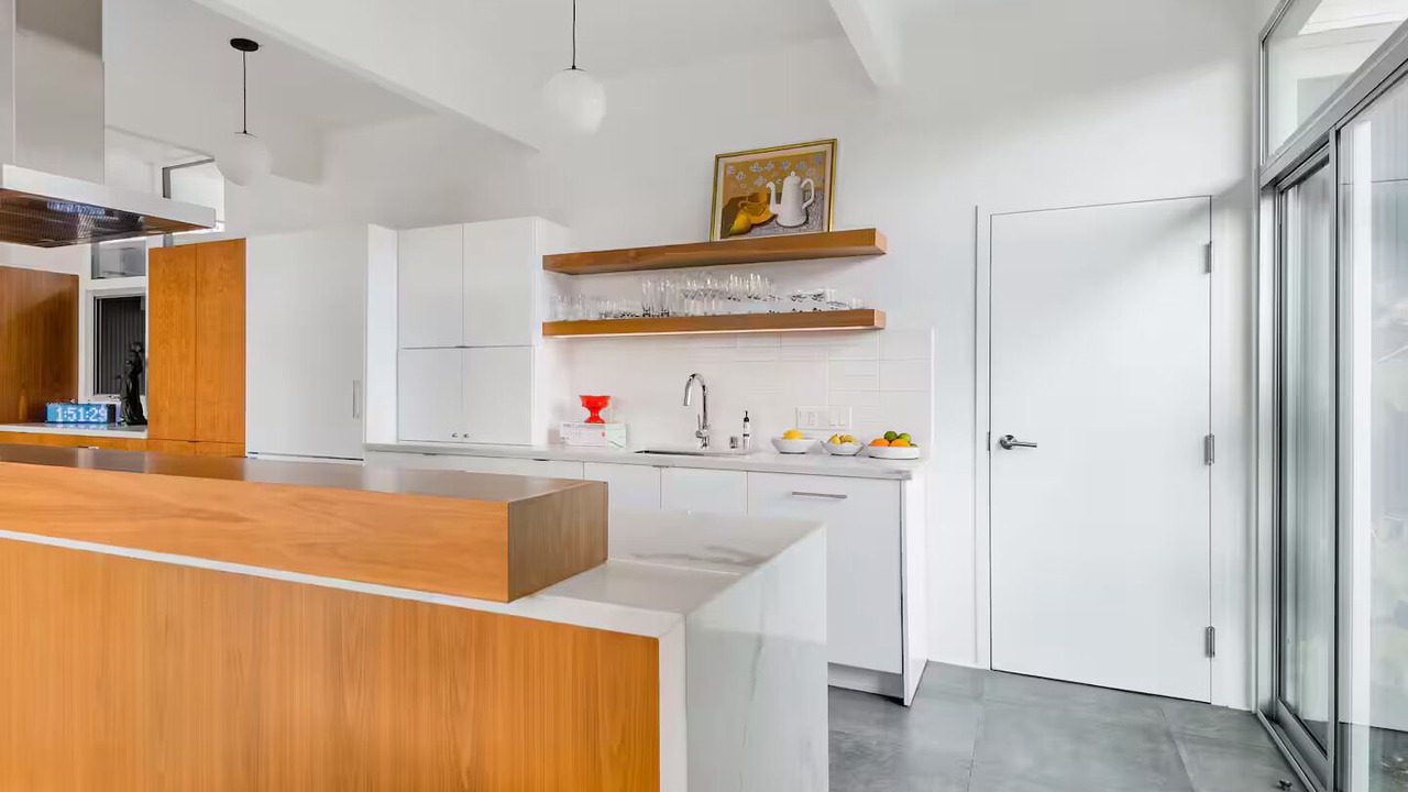 Photo of Kitchen in Highlands-Baywood Park