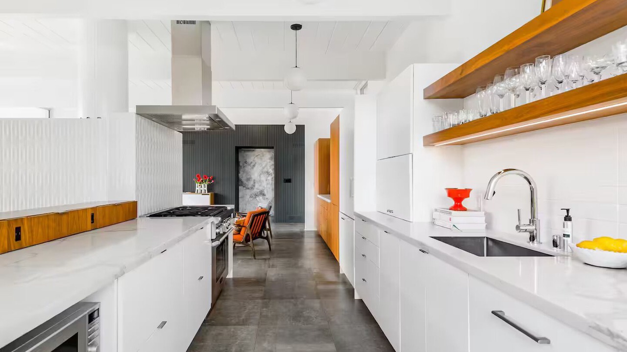 Photo of Kitchen in Highlands-Baywood Park