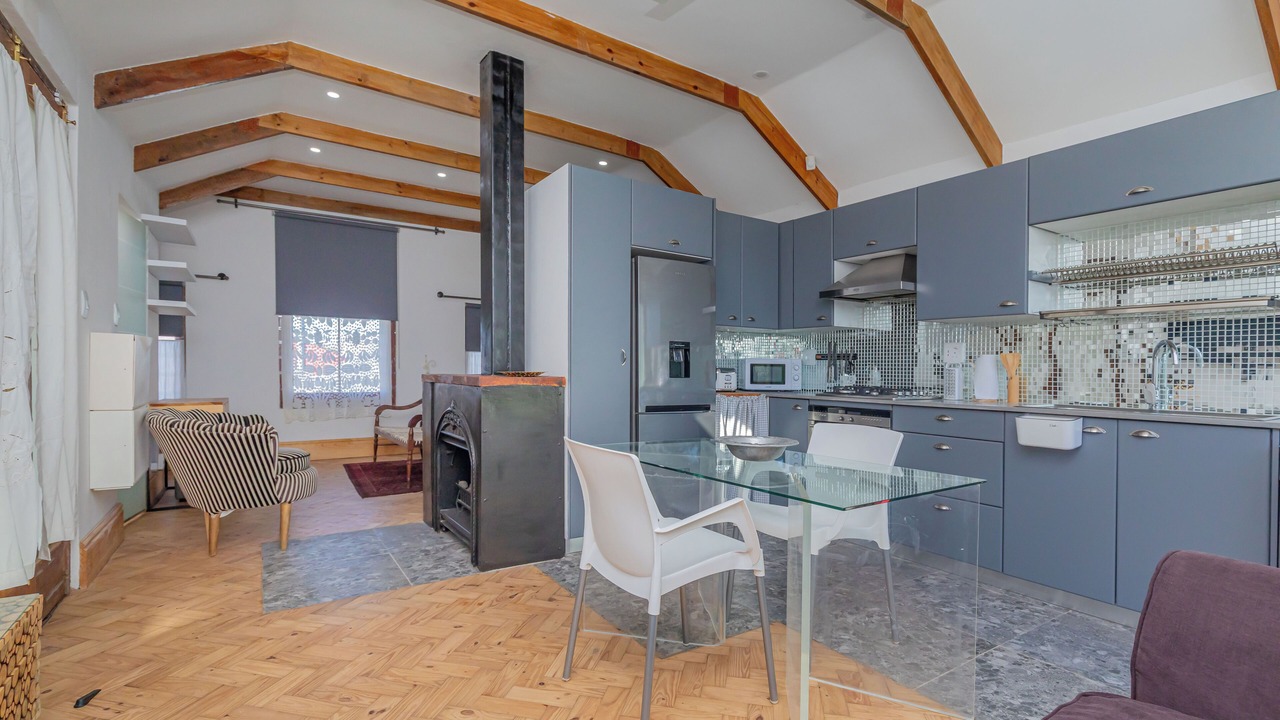 Photo of Kitchen in Observatory