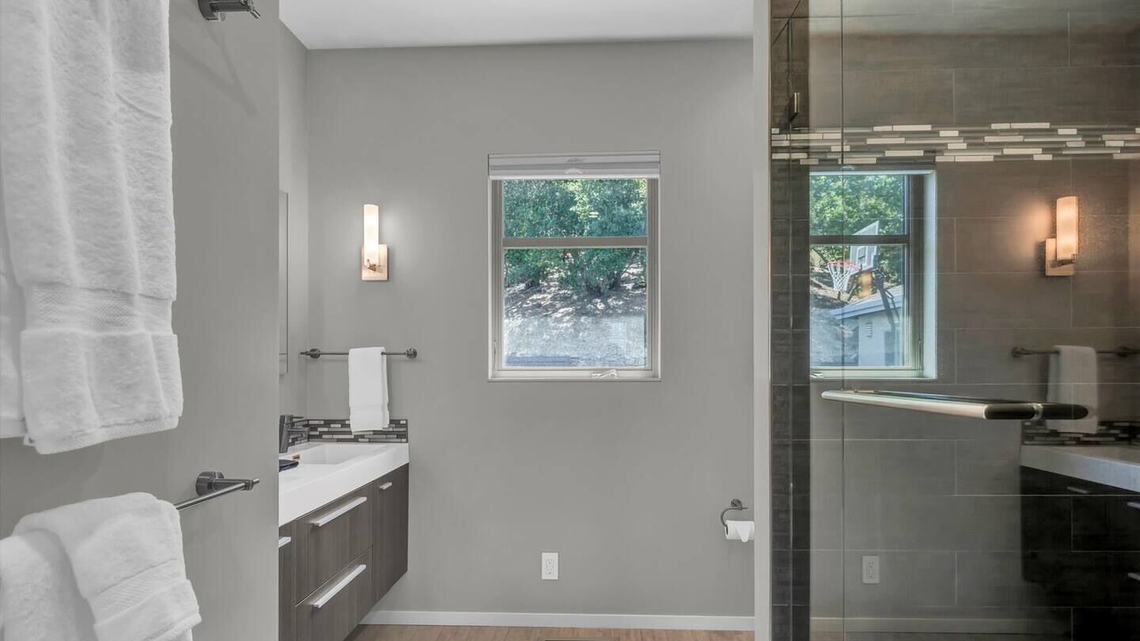 Photo of Bathroom in Fetters Hot Springs-Agua Caliente
