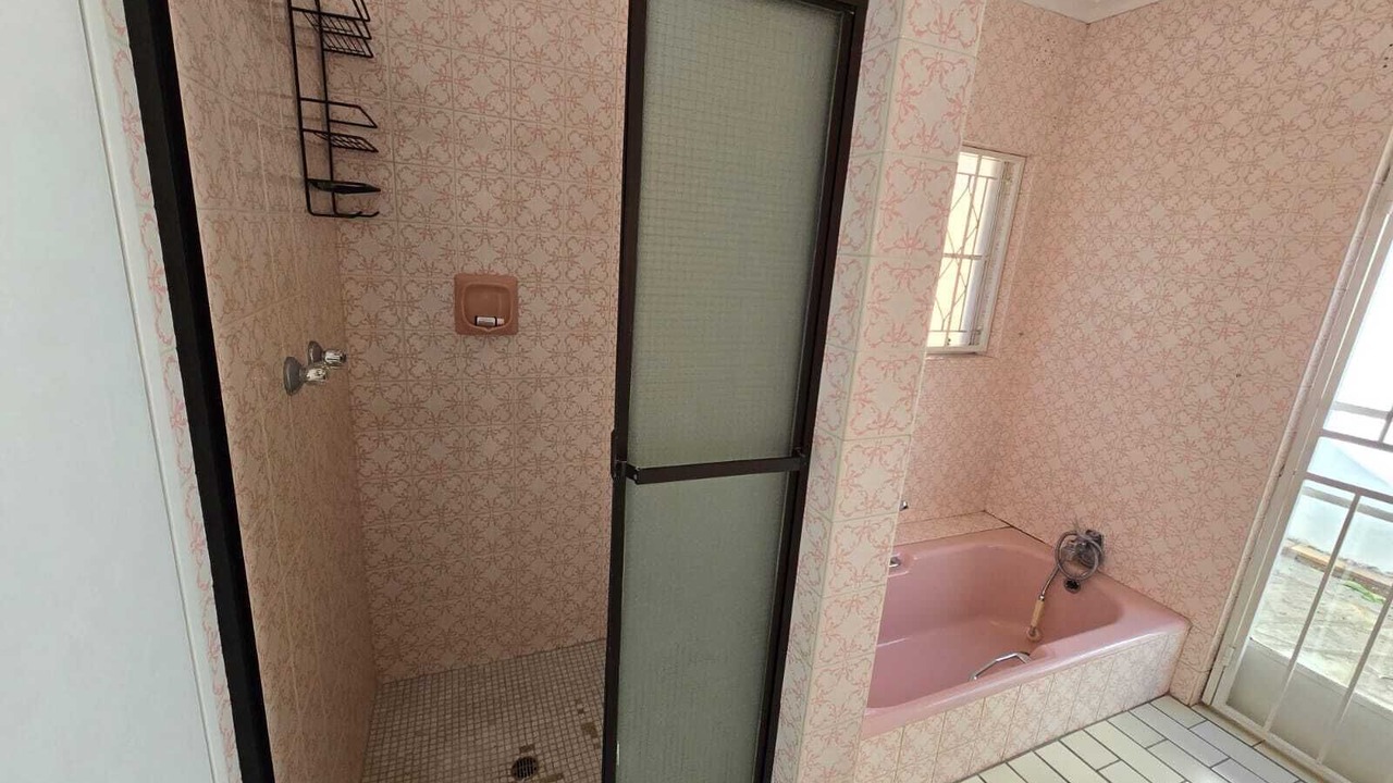 Photo of Bathroom in Greater Johannesburg Metropolitan Area