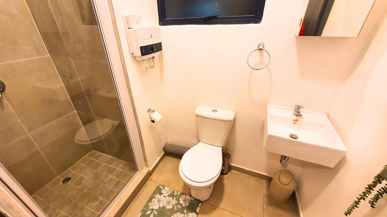 Photo of Bathroom in Greater Johannesburg Metropolitan Area